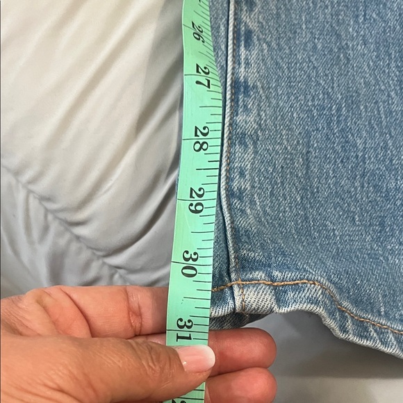 Victoria Secret-Pink- high waisted wide leg Light Blue Denim Jeans- size 8 - Picture 6 of 7